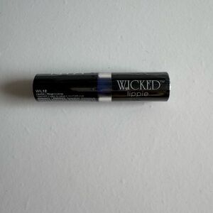 NYX Wicked Lippie Lipstick in Envy WIL 12